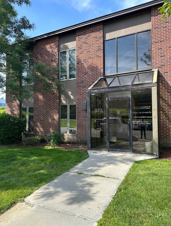 תמונה של הנכס: 873 Turnpike Street #202, North Andover