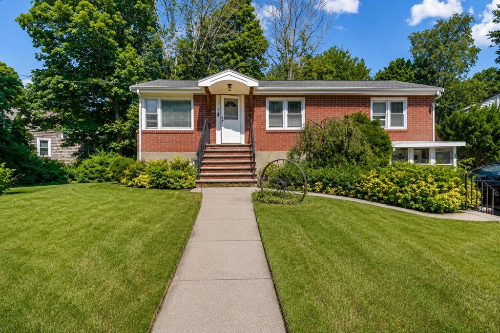 תמונה של הנכס: 65 Fowler St, Randolph