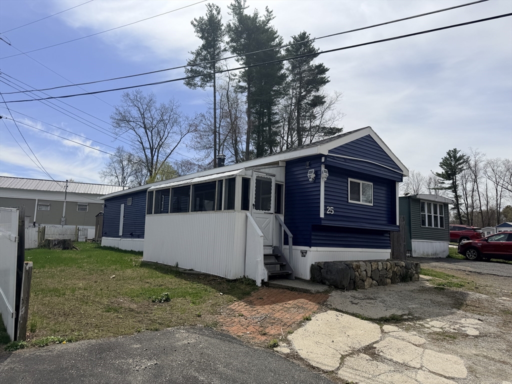 房源照片:1790 Massachusetts Ave #25, Lunenburg