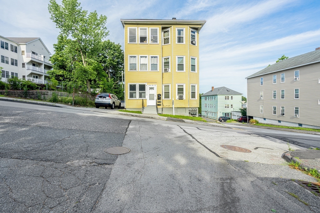 תמונה של הנכס: 42 Adams St, Worcester