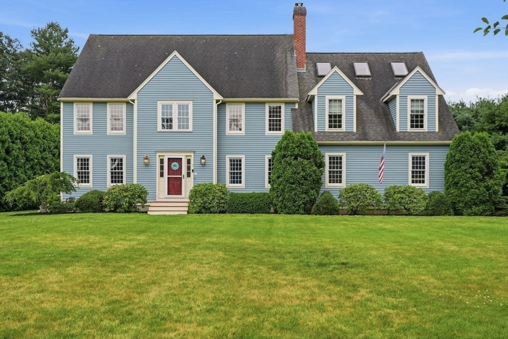 תמונה של הנכס: 7 Rising Sun Ln, West Bridgewater