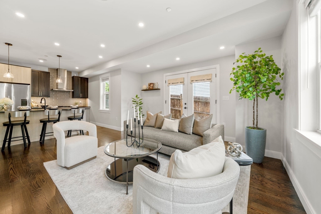 תמונה של הנכס: 38 Armandine Street #1, Boston