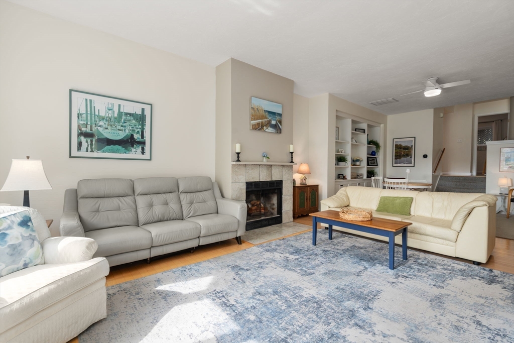 תמונה של הנכס: 15 Story St #4, Rockport