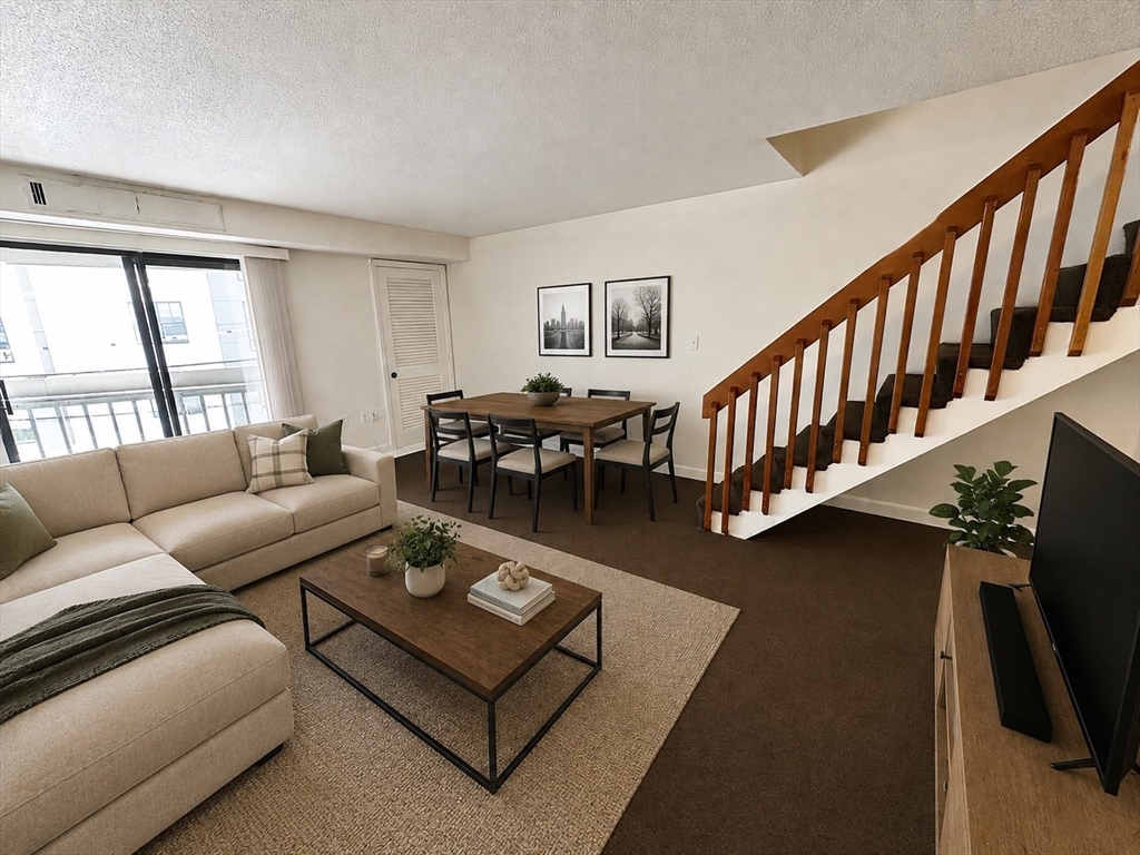 72 Euston Road #302, Boston