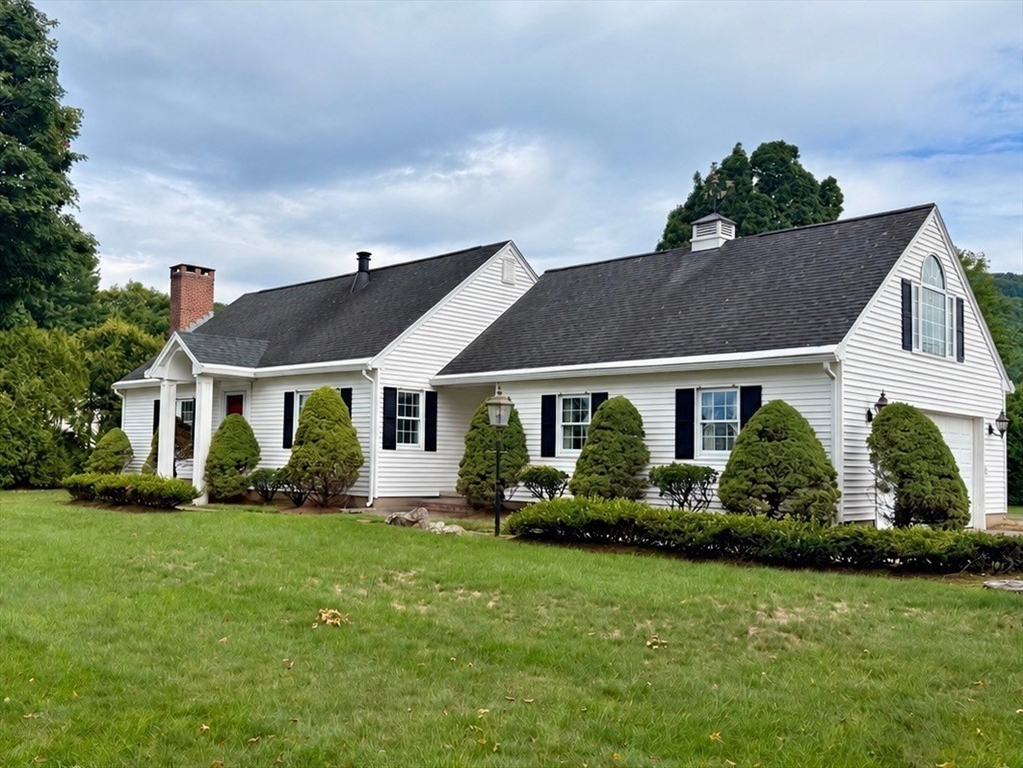 תמונה של הנכס: 6 Gross Ln, Easthampton