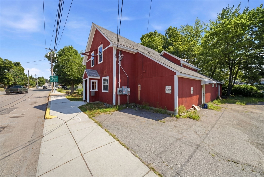 תמונה של הנכס: 335 North Washington St, North Attleboro