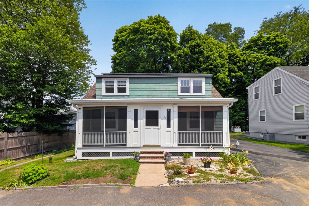 תמונה של הנכס: 19 Springvale Ln, Lynn