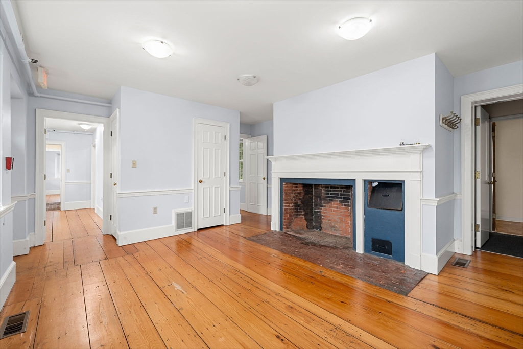 房源照片:160 Sylvan St, Danvers