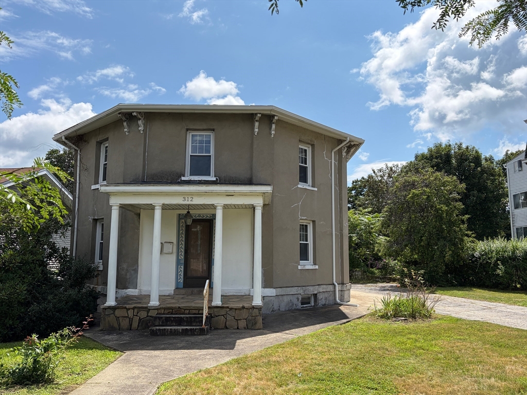 תמונה של הנכס: 312 Plantation St, Worcester
