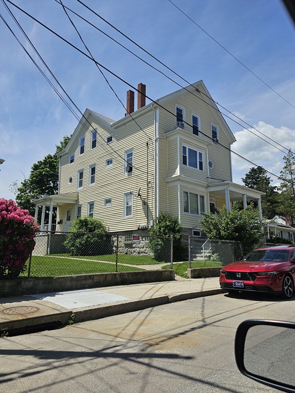 房源照片：80 Warburton, Fall River
