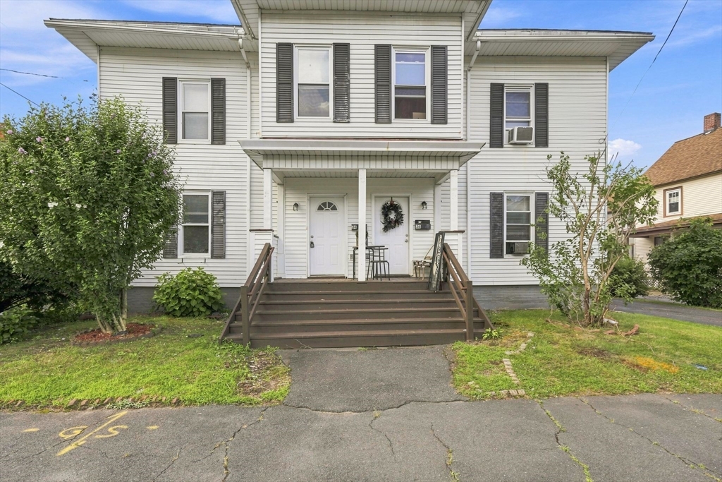 תמונה של הנכס: 34 W School St, Westfield