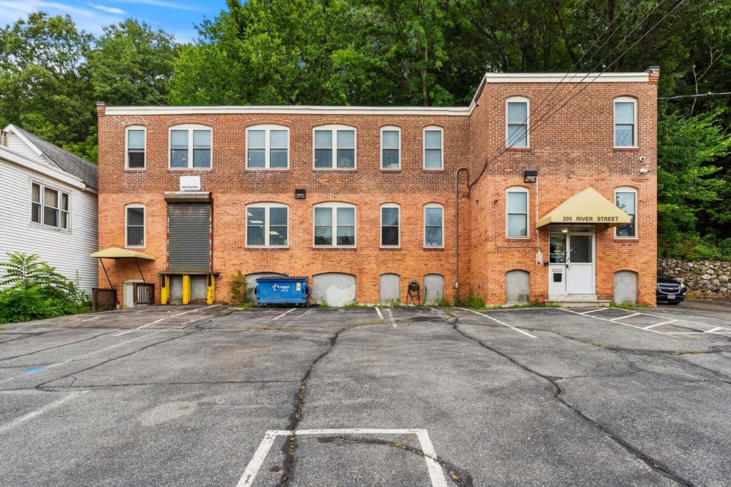 房源照片：205 River St, Haverhill