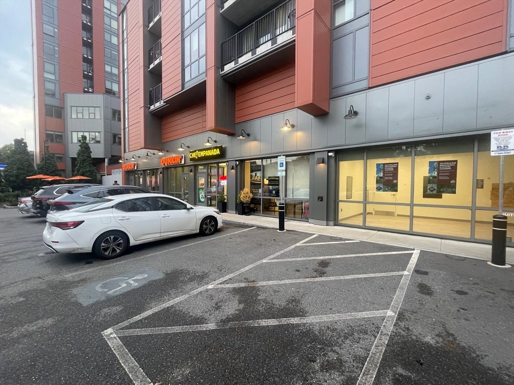 房源照片：808 Memorial Drive, Cambridge