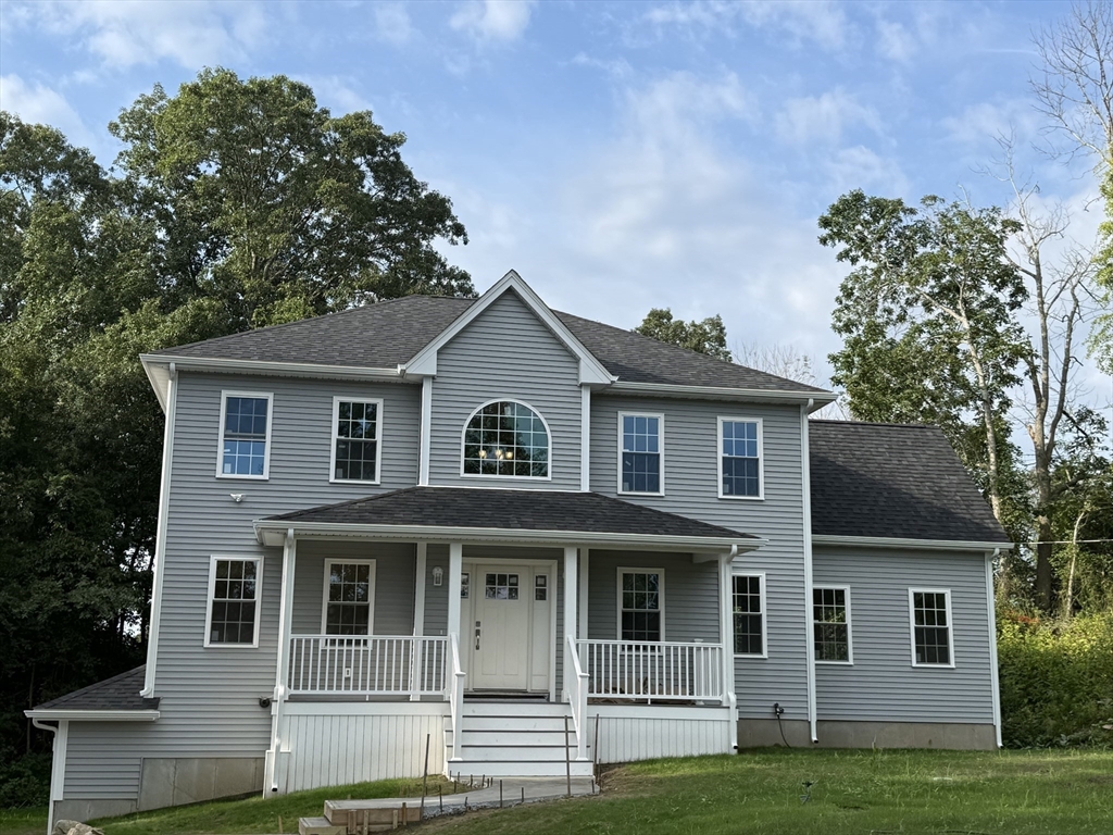 תמונה של הנכס: 1 Old Fall River Rd, Dartmouth