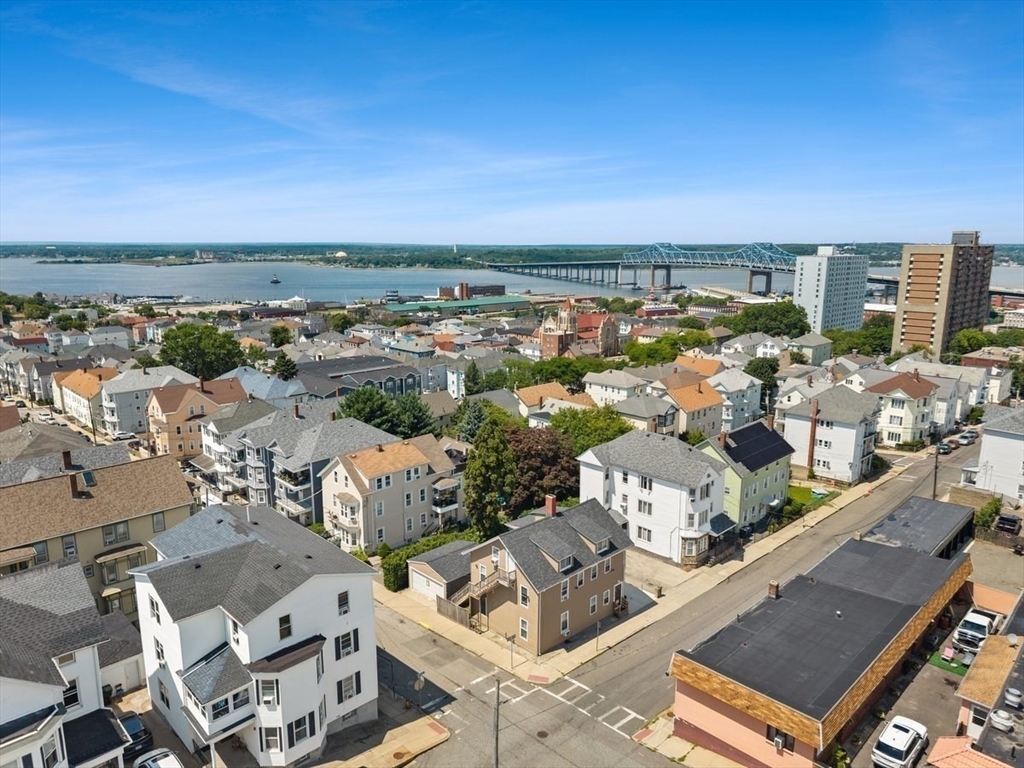 תמונה של הנכס: 315 Washington St, Fall River