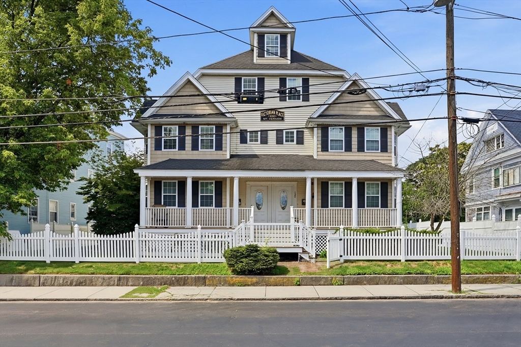 125 Mt Vernon St #D, Lowell