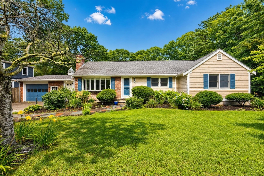 תמונה של הנכס: 14 Veeder Dr, Falmouth