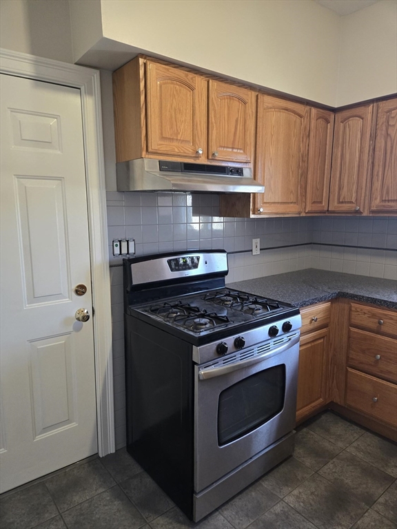 房源照片：600 Charles St #3, Fall River