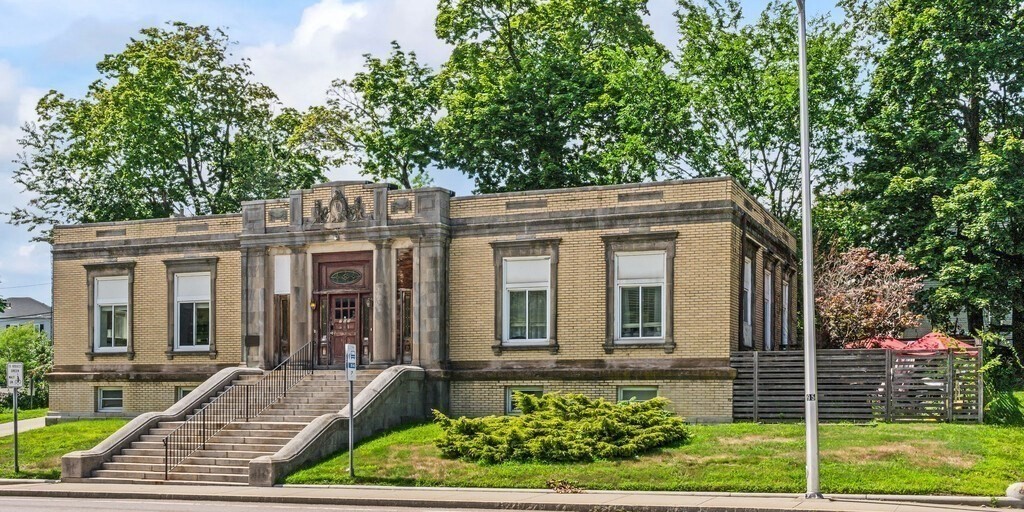 房源照片：705 Southbridge St #A, Worcester