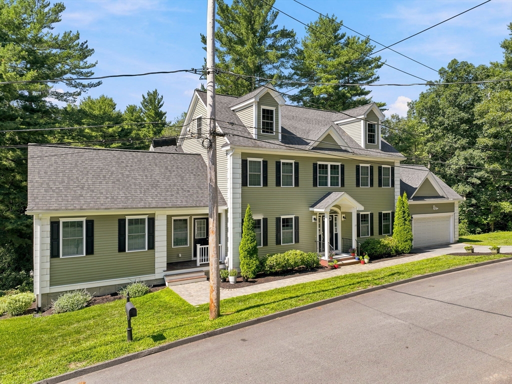 房源照片:19 Riverside Drive, North Reading