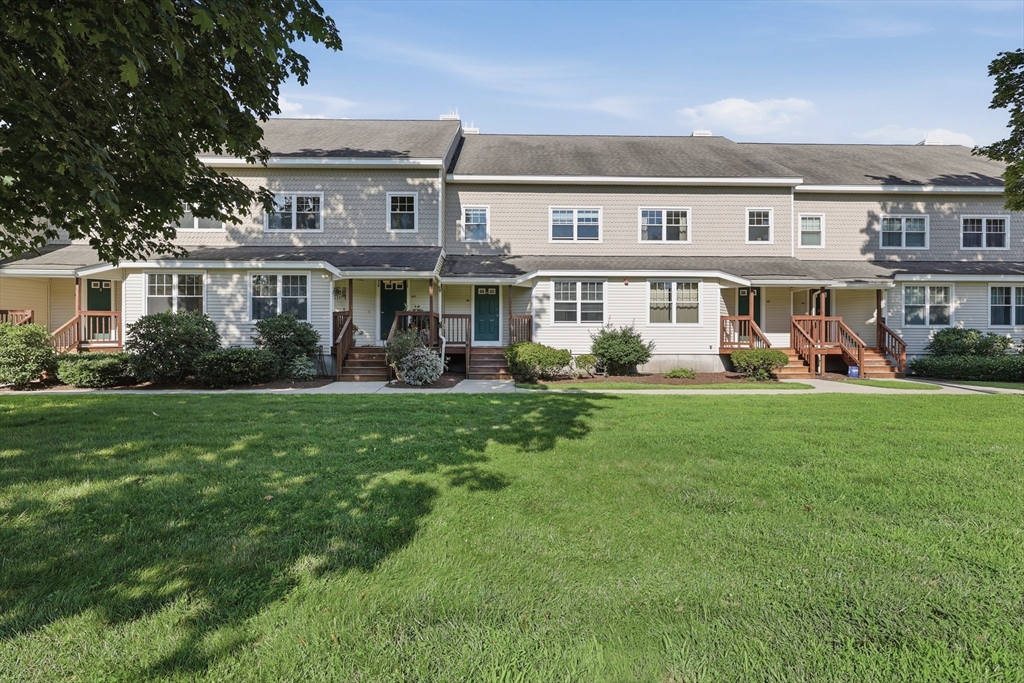 תמונה של הנכס: 6 Mayberry Drive #E, Westborough