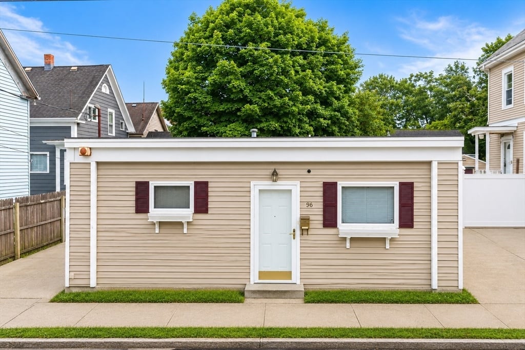 תמונה של הנכס: 96 Locust St, New Bedford