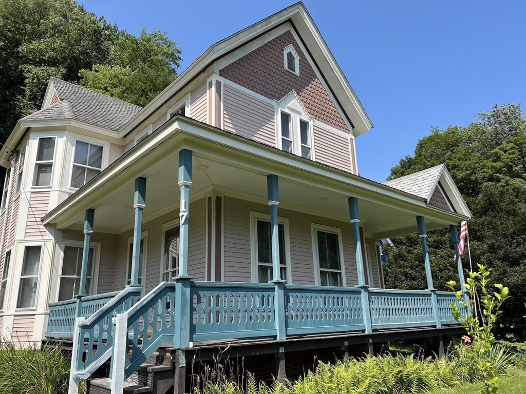 תמונה של הנכס: 17 Blandford Hill Rd, Huntington