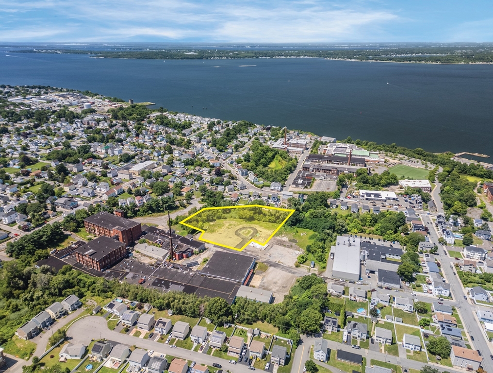 房源照片：0 Bay St, Fall River