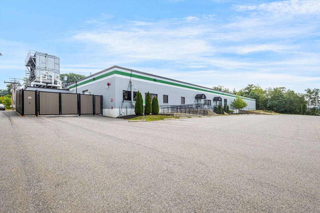 774 Crawford St, Fitchburg, MA 01420