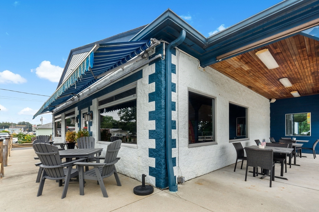 房源照片：373 Taunton Avenue, Seekonk