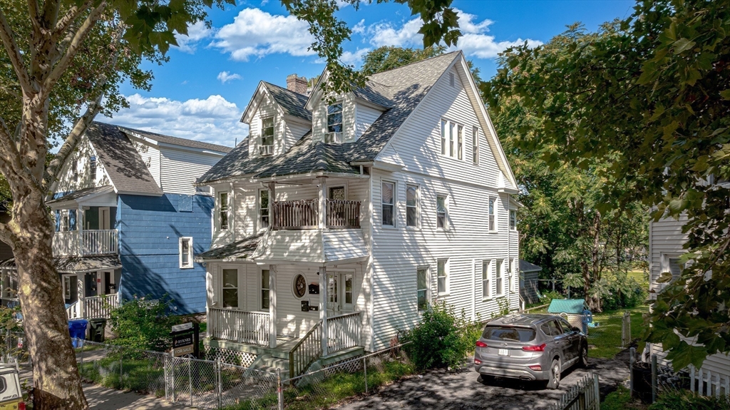 房源照片：76 Acushnet Ave, Springfield