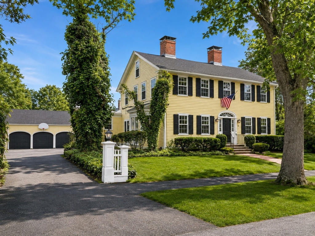 תמונה של הנכס: 49 Salem St, Andover