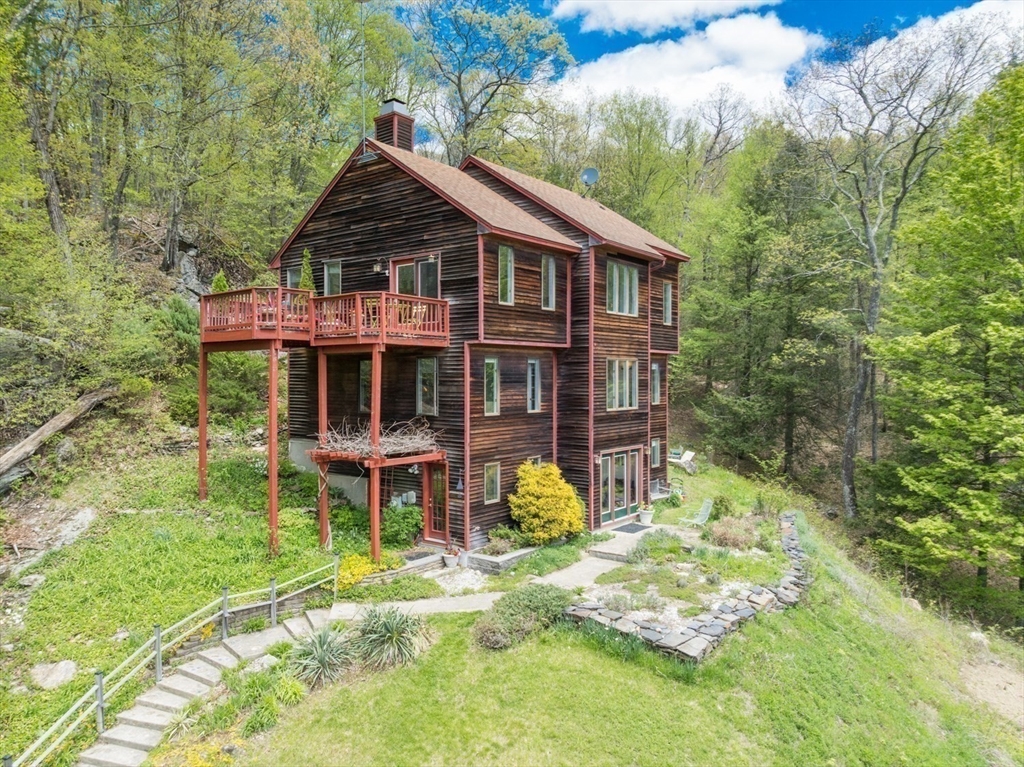 תמונה של הנכס: 247 Montague Rd, Leverett