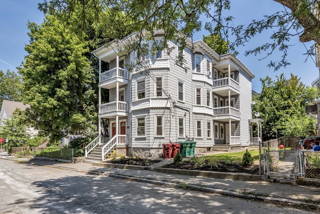 תמונה של הנכס: 31-33 Bourne Street, Lowell