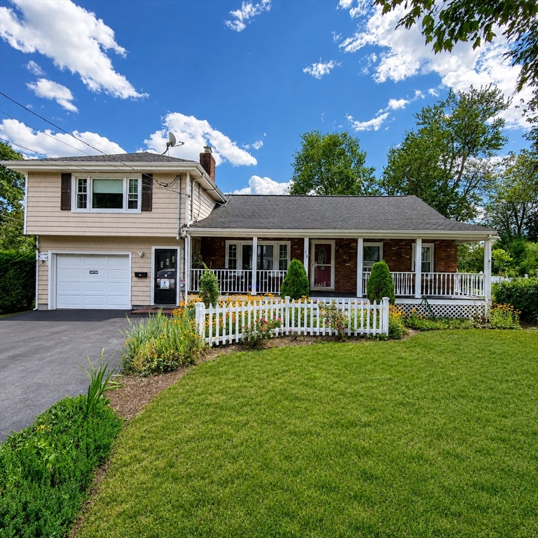 תמונה של הנכס: 118 Woodard Ave, Brockton