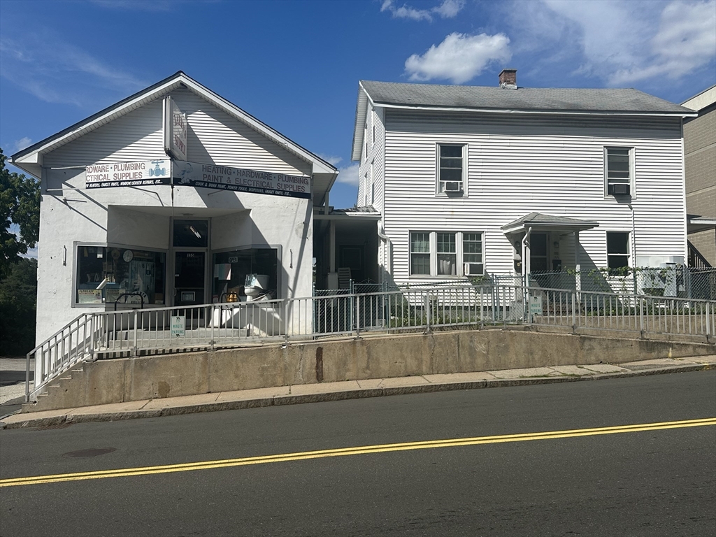 תמונה של הנכס: 155-157 E Main St, Chicopee