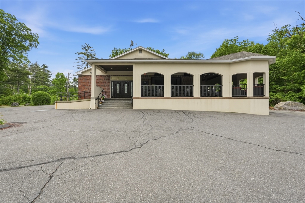 房源照片:1426-1428 Center St, Ludlow