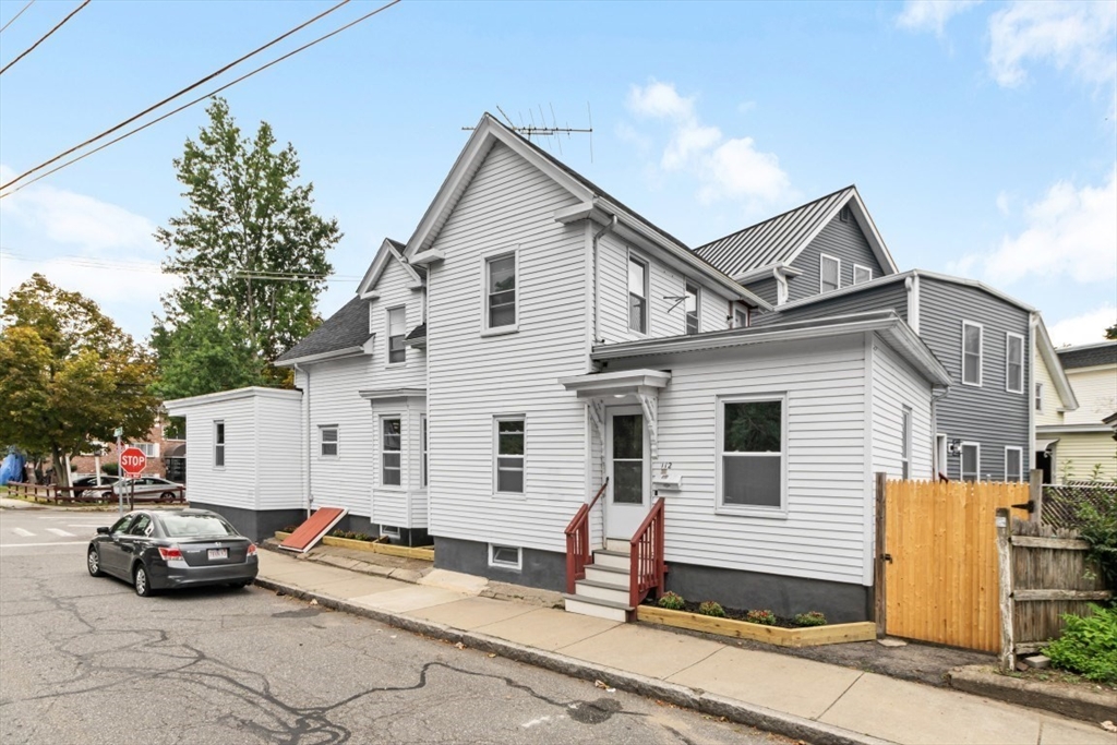 תמונה של הנכס: 112 Hampshire St, Lowell