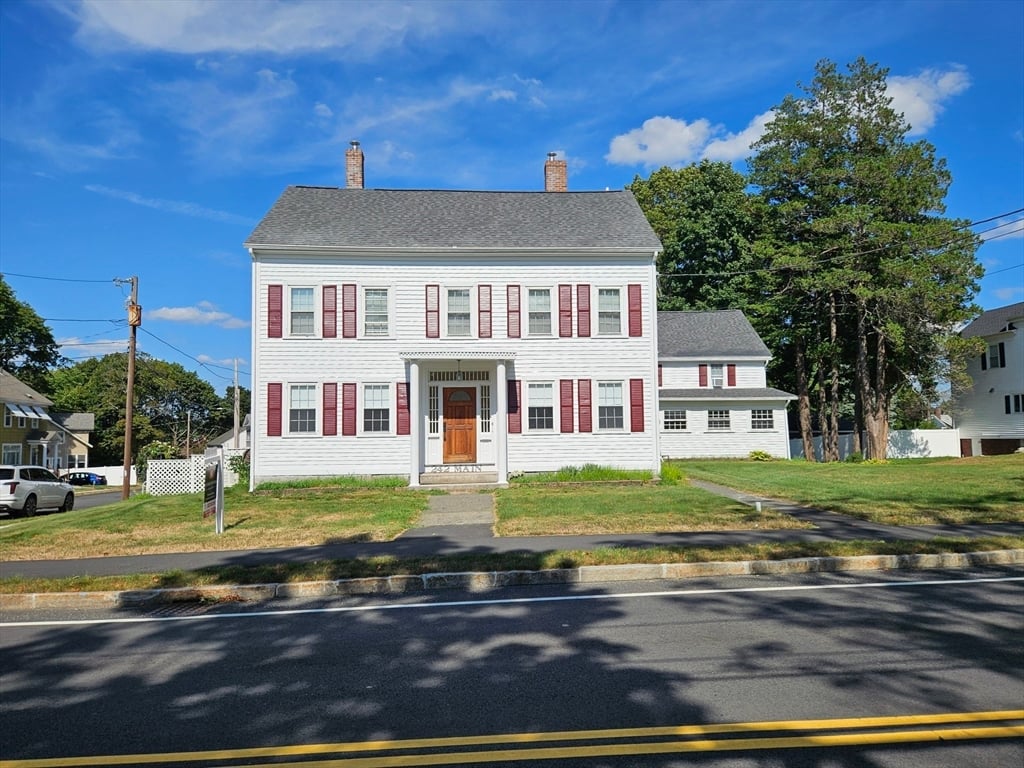 תמונה של הנכס: 242 Main St #1, North Andover