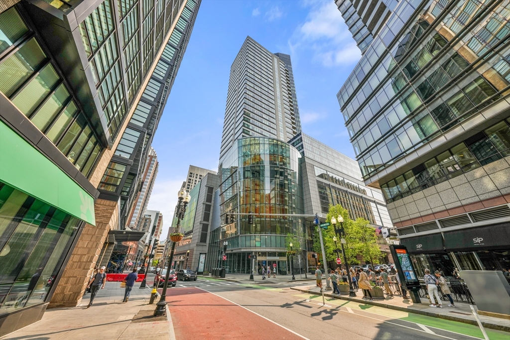 תמונה של הנכס: 2 Avery St #32E, Boston