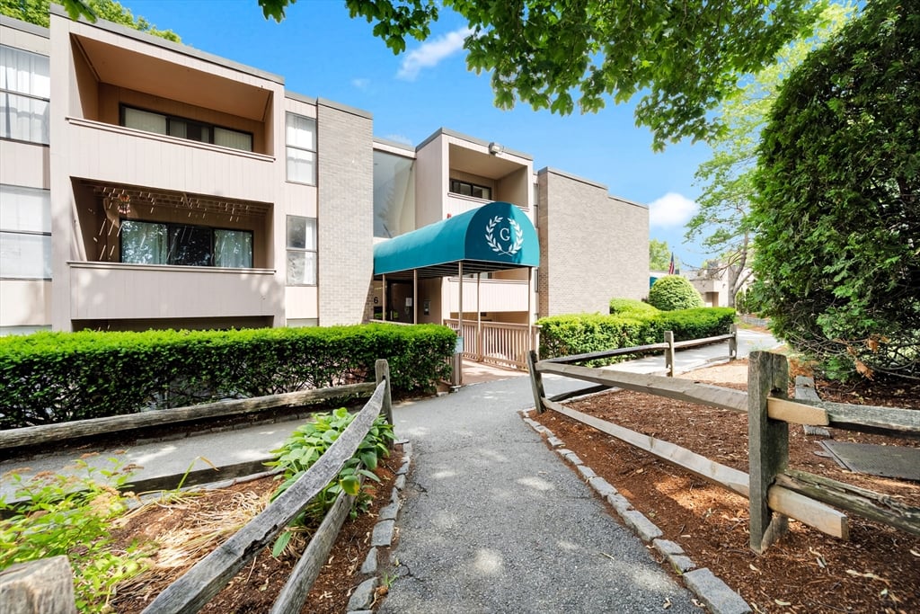 房源照片:6 Shrewsbury Green Dr #J, Shrewsbury