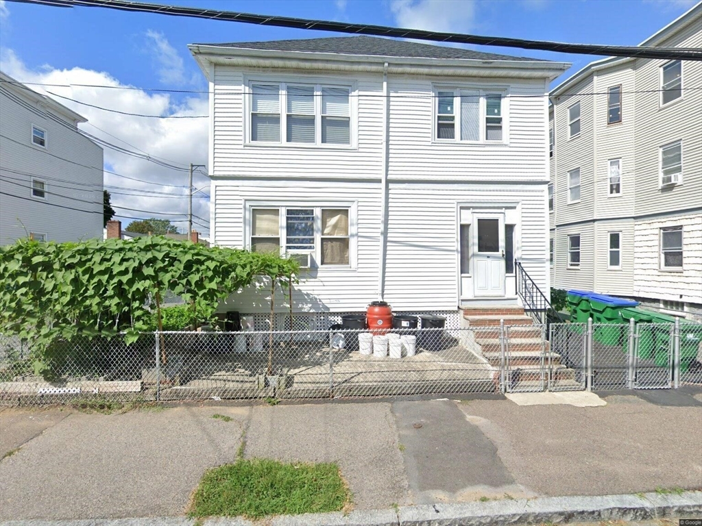 תמונה של הנכס: 40 Almont St #2, Medford