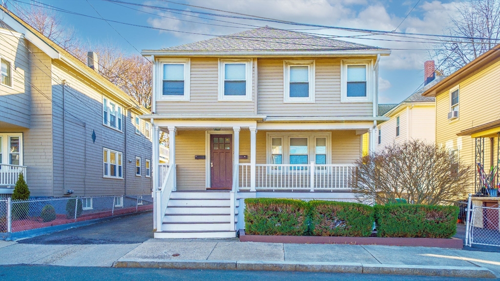 תמונה של הנכס: 7 Smith Street #2, Medford