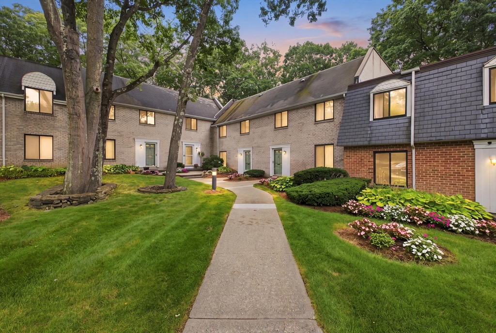 房源照片:95 Commons Dr #107, Shrewsbury