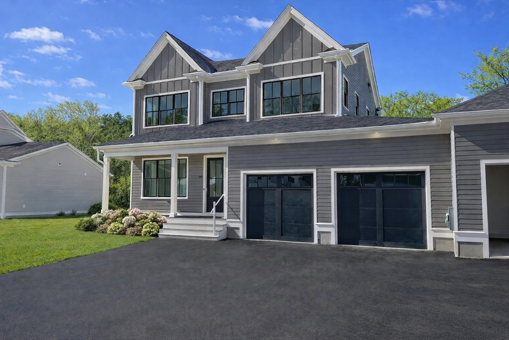 תמונה של הנכס: 21 Country Farm Road #21, Framingham