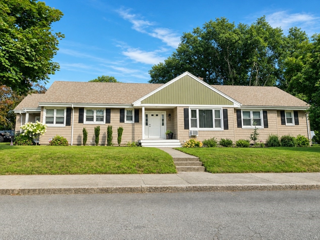 תמונה של הנכס: 1015 Madison St, Fall River
