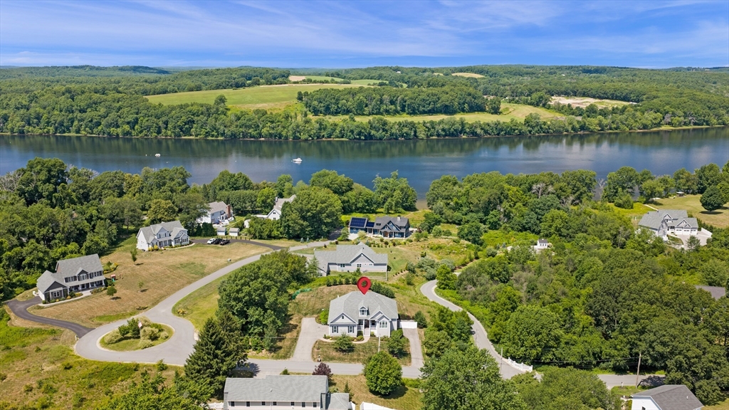 תמונה של הנכס: 7 Sullivan's Court, West Newbury