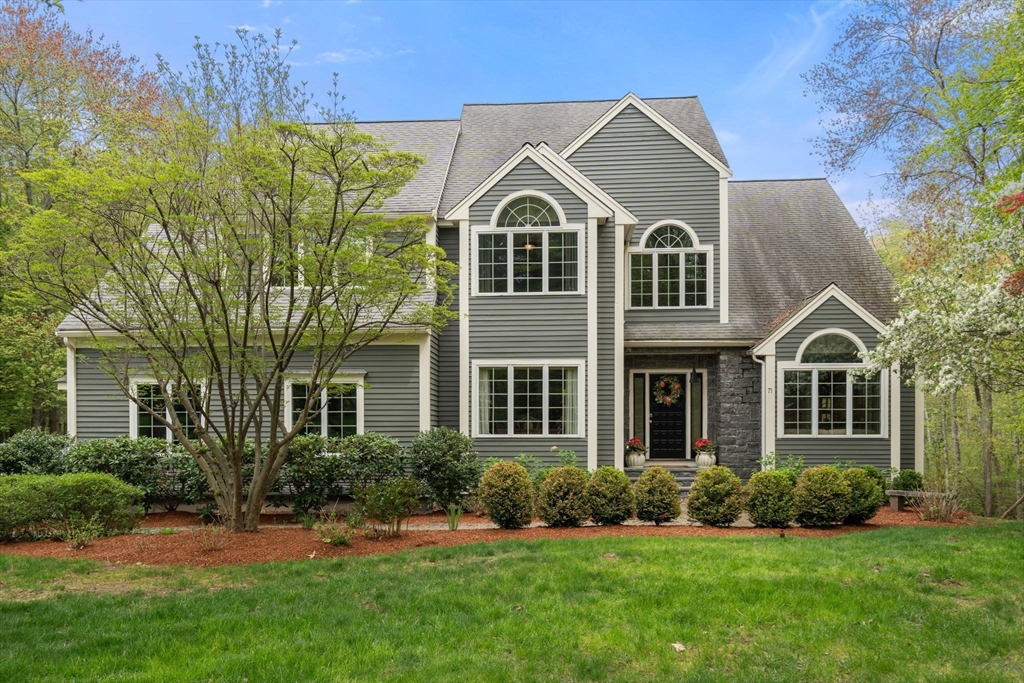 תמונה של הנכס: 71 Sears Rd, Southborough