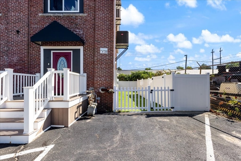 37 Stevens St. #101, Haverhill, MA 01830