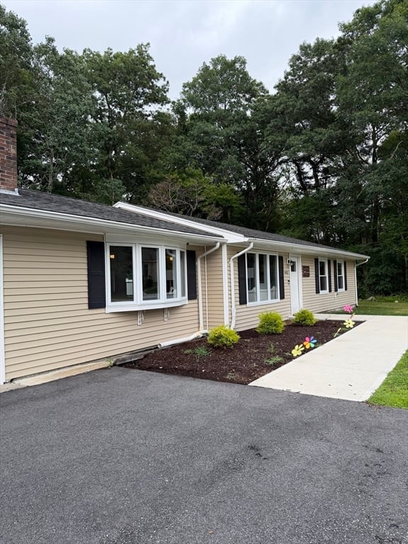 房源照片：443 Cross Rd, Dartmouth